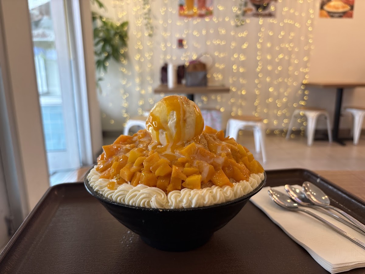 Photo of Winter Bear Dessert and Tea House