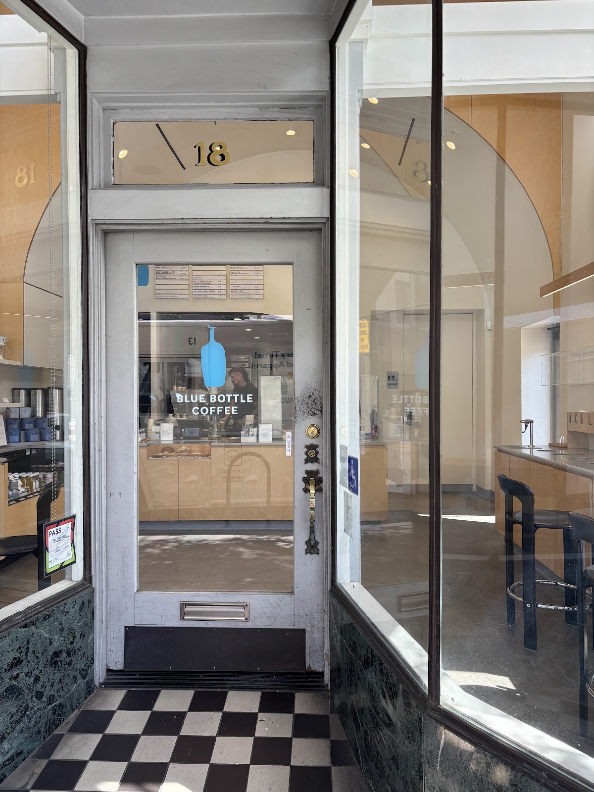 Blue Bottle Coffee interior