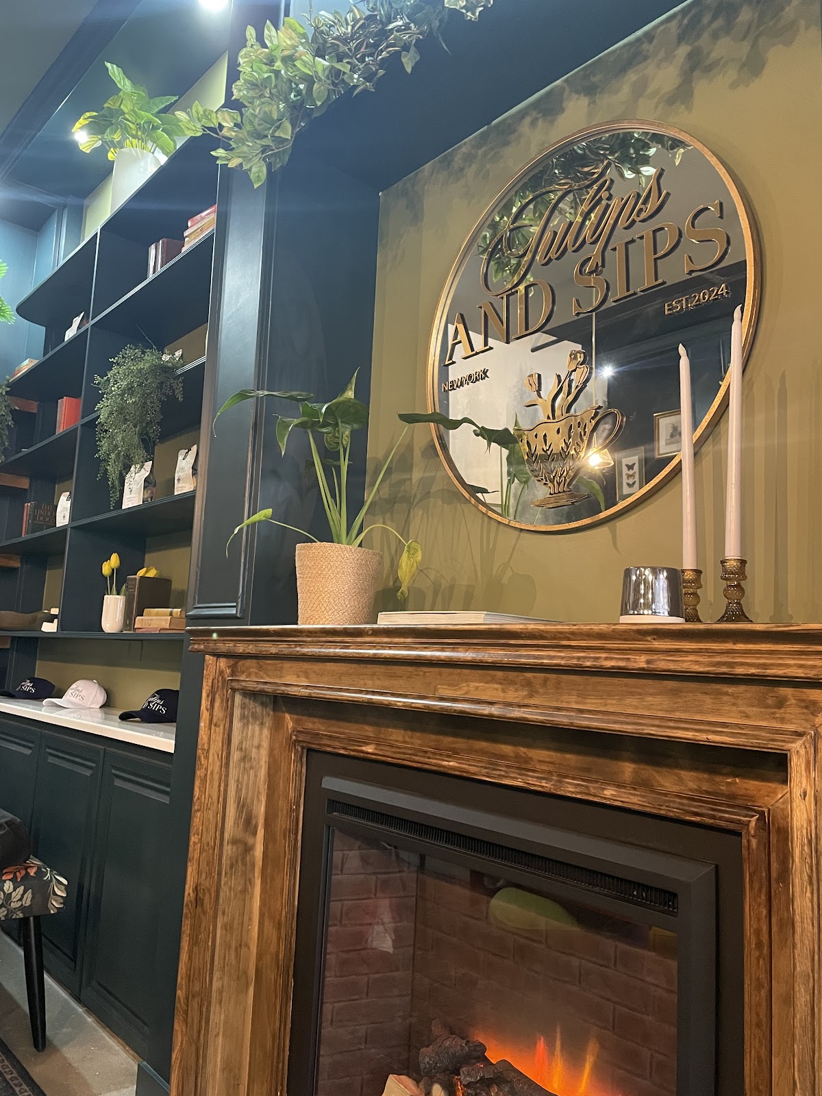 Tulips and Sips interior