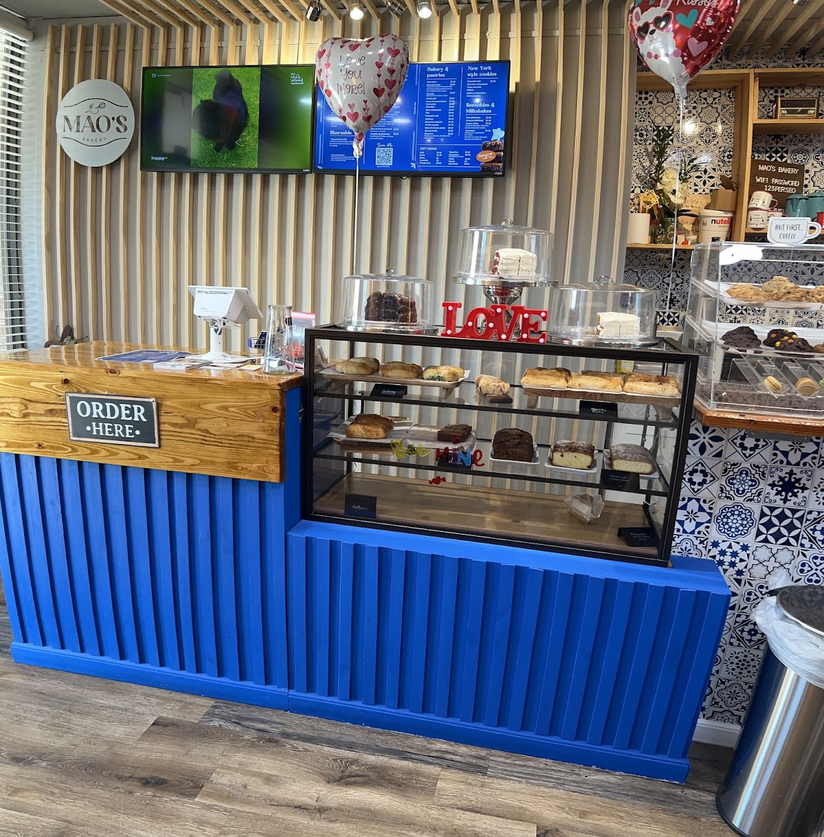 Mao´s Bakery interior