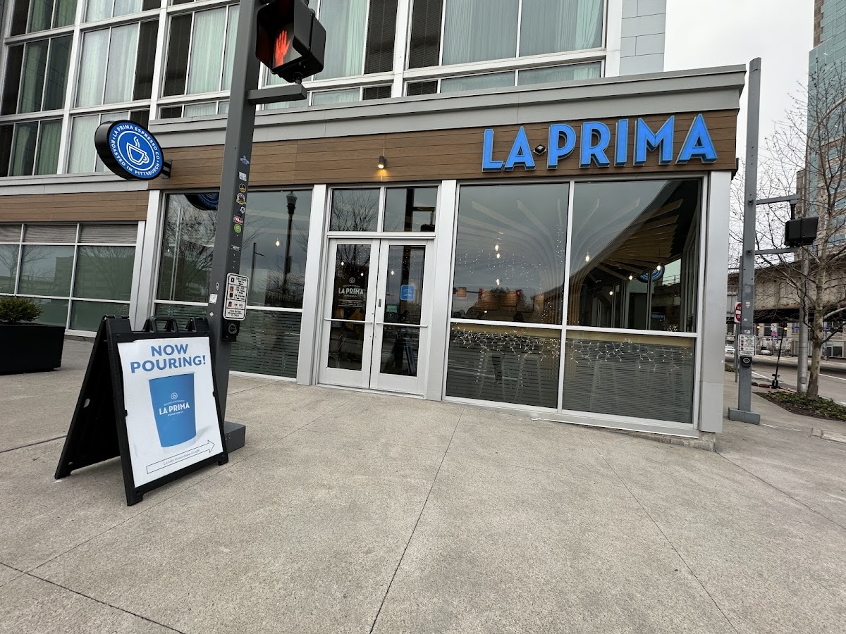 La Prima Espresso Company interior