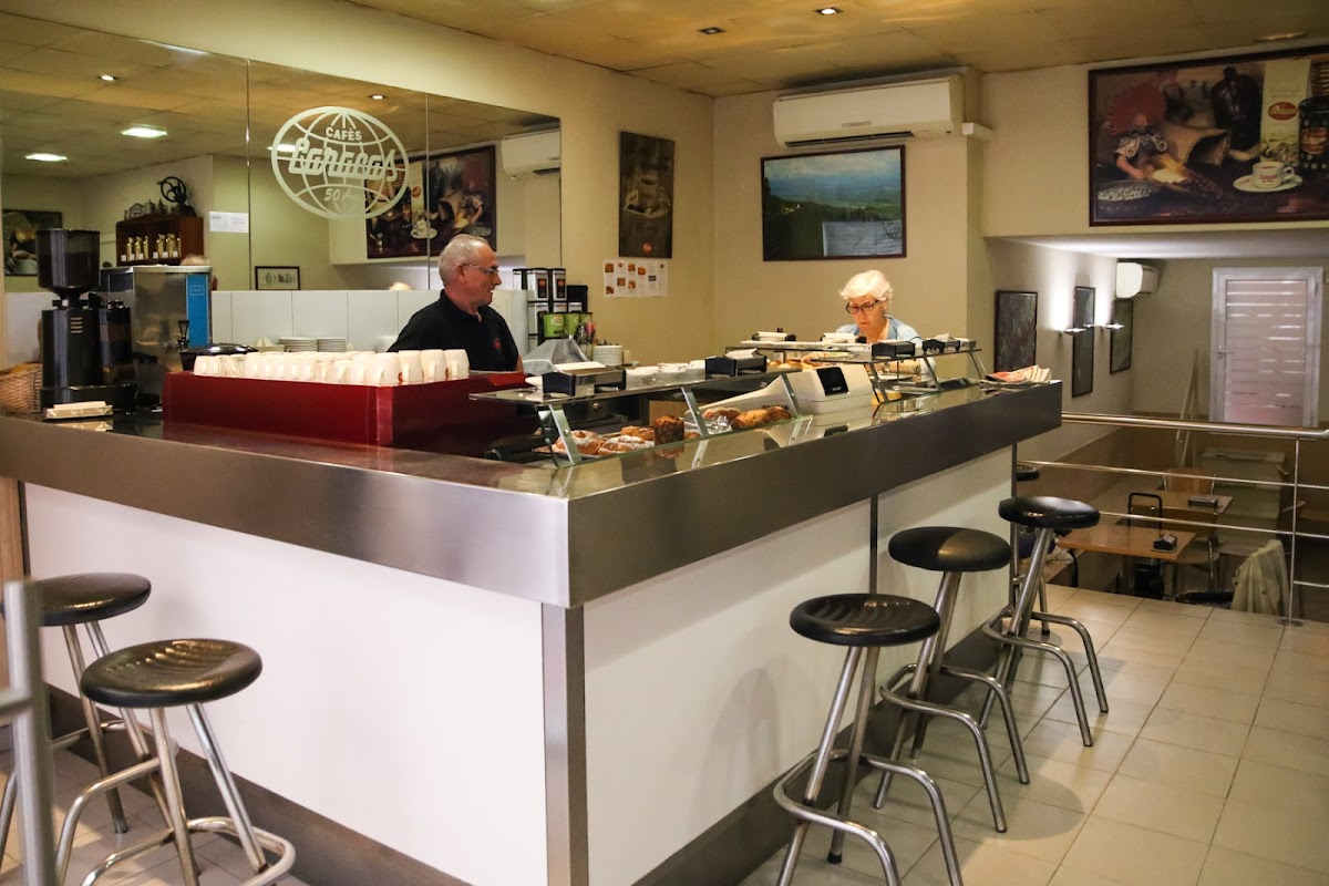 Cafès Caracas interior