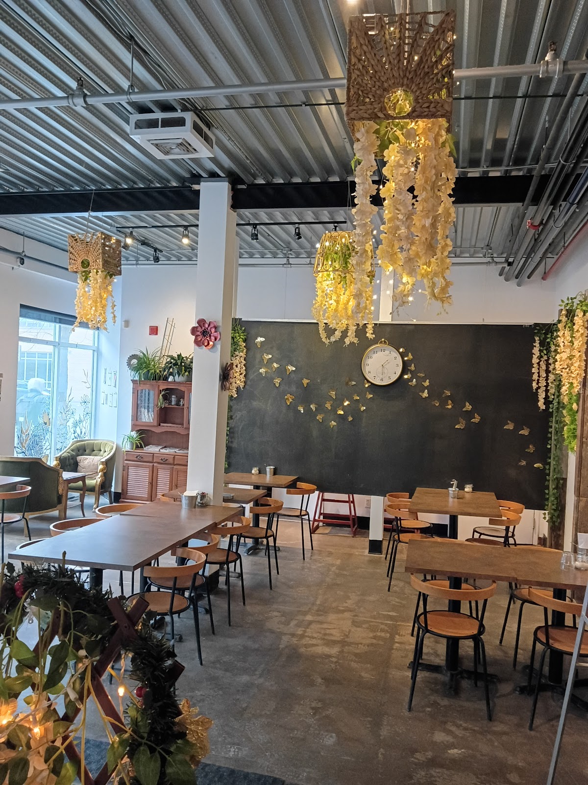 Simplement Fee interior