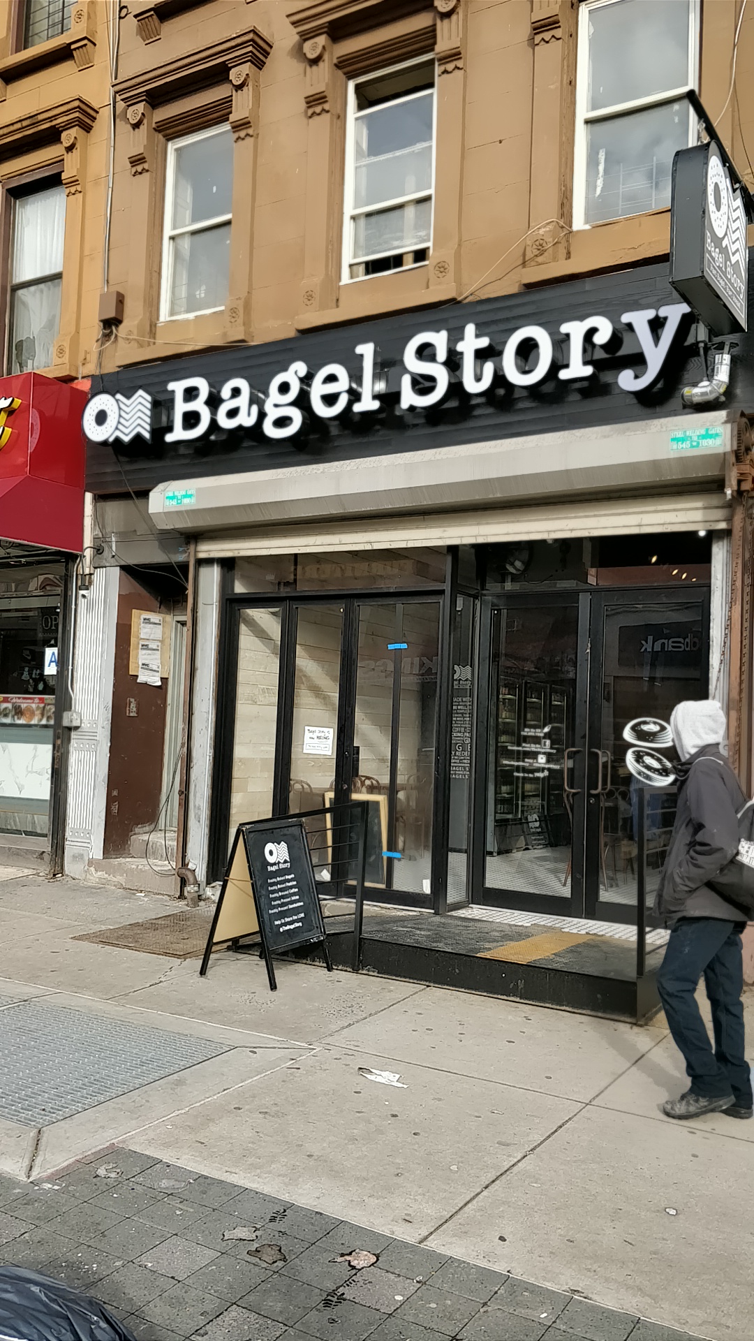 Bagel Story interior