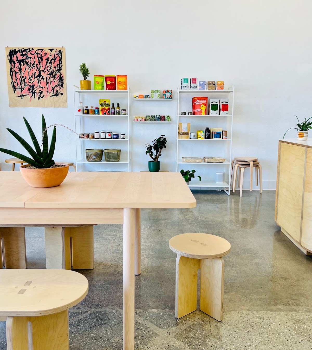 Sesame Dinette interior