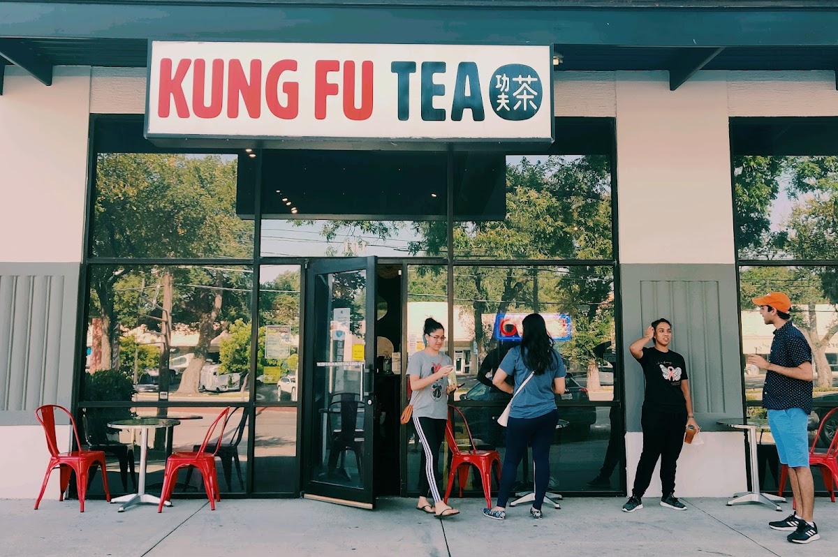 Kung Fu Tea interior
