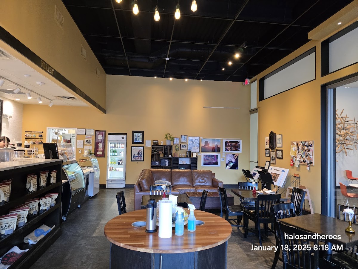 Buon Giorno Coffee interior