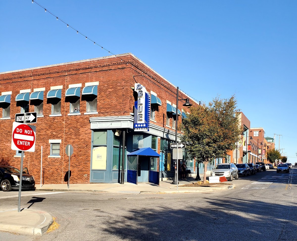 Vine District interior