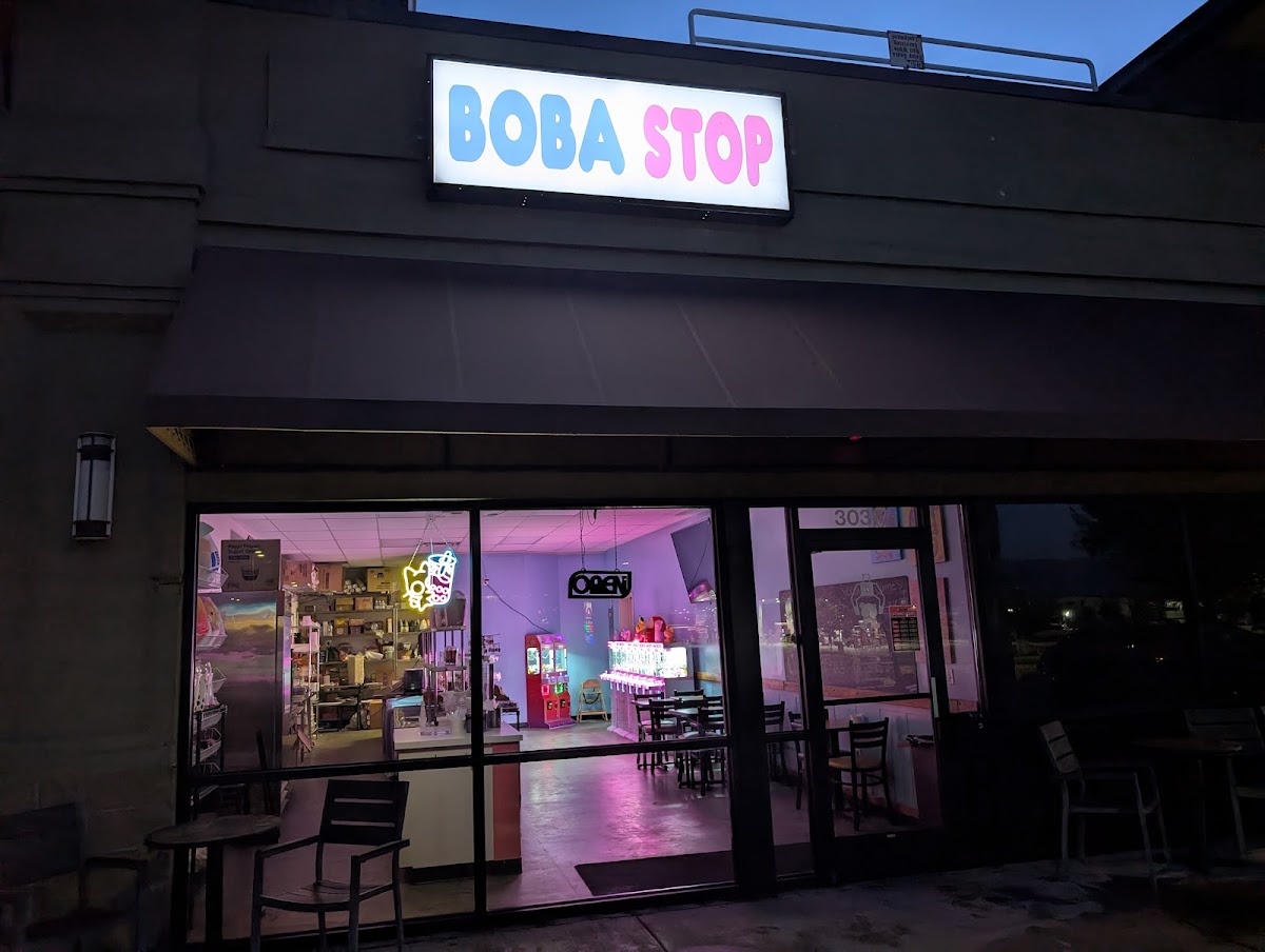 Boba Stop & Mini Claw Arcade interior