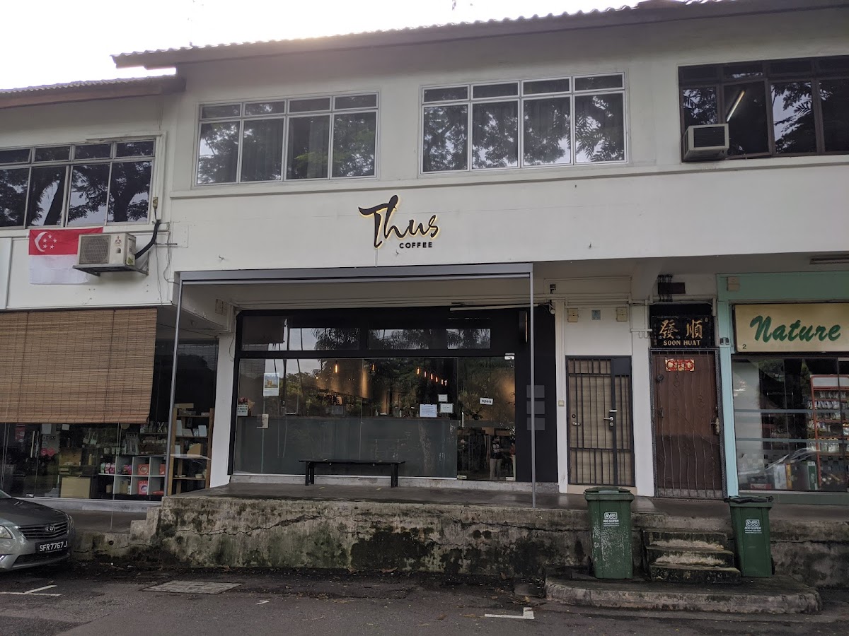 Thus Coffee interior