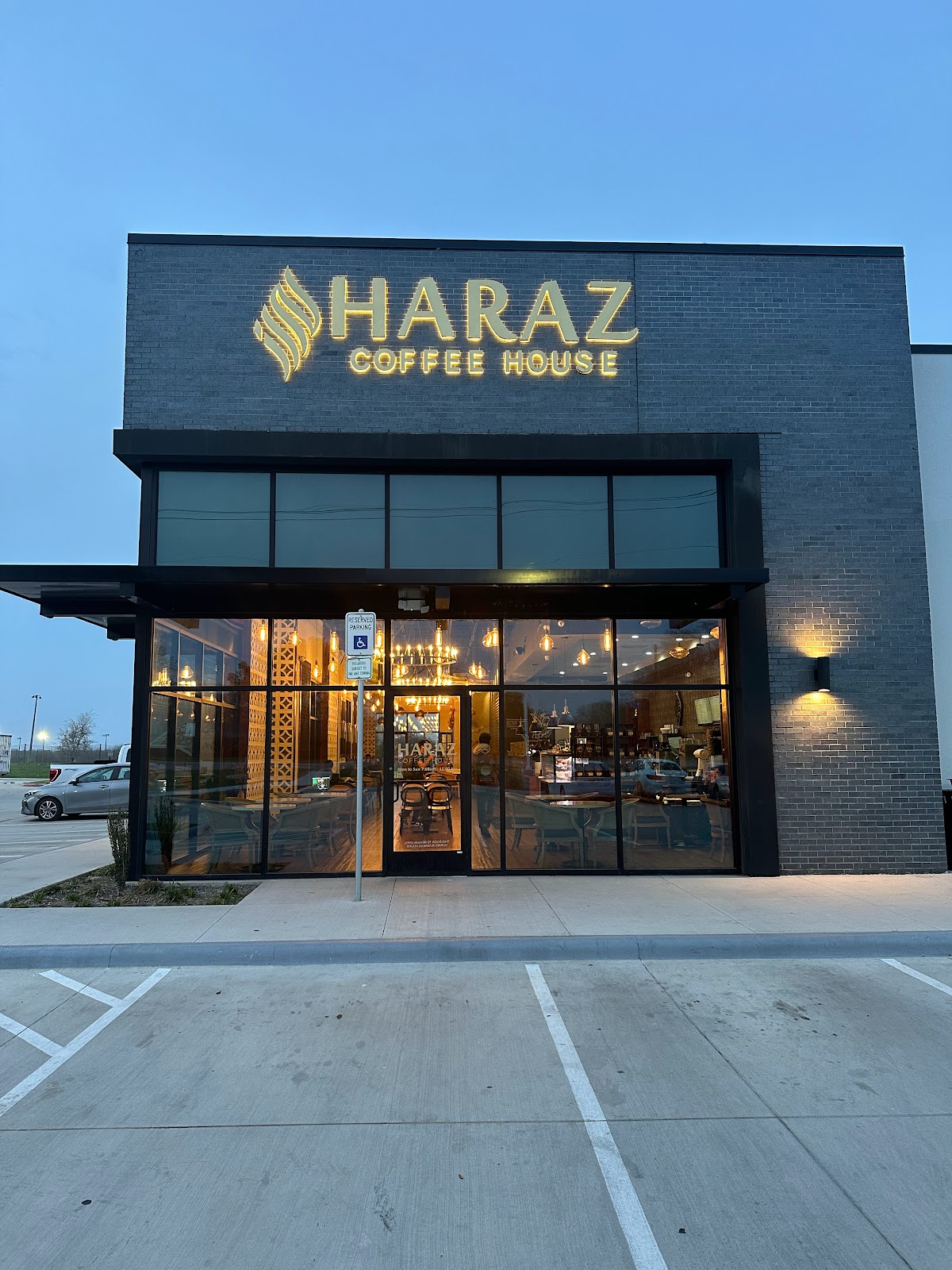 Haraz Coffee House interior