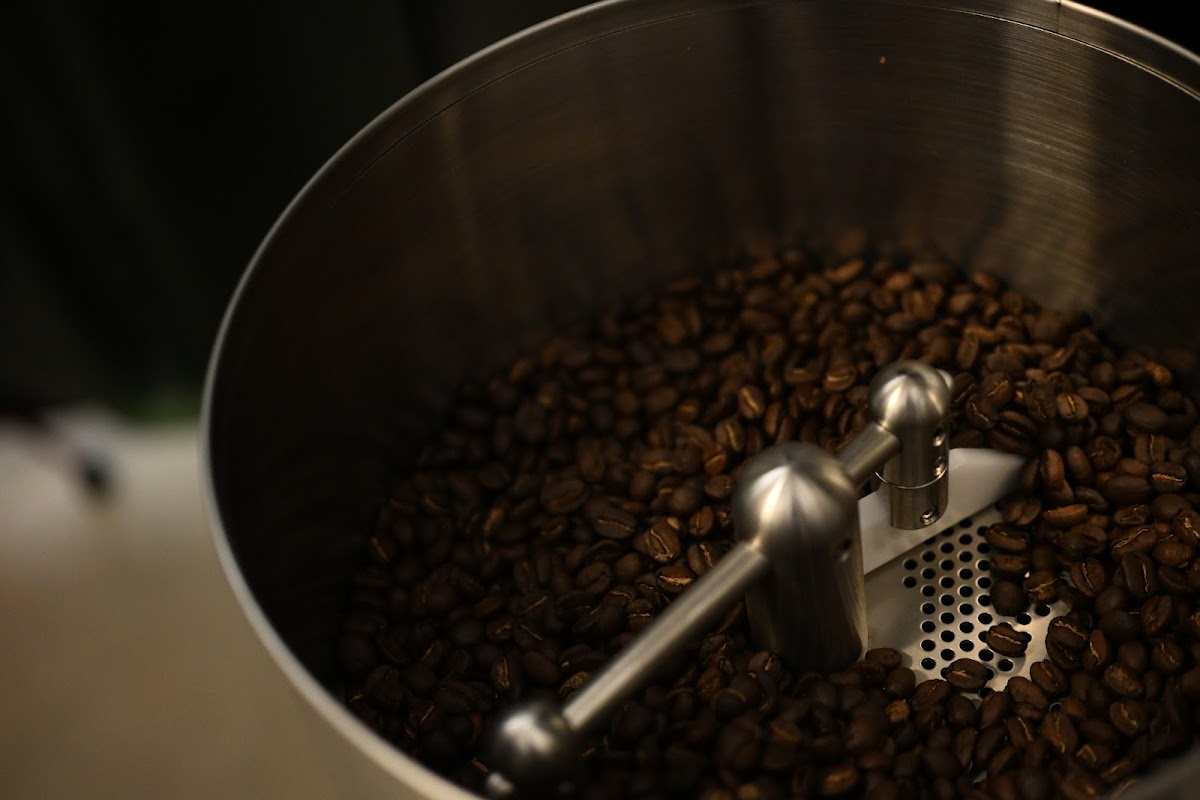 Knot Alone Coffee Roaster interior