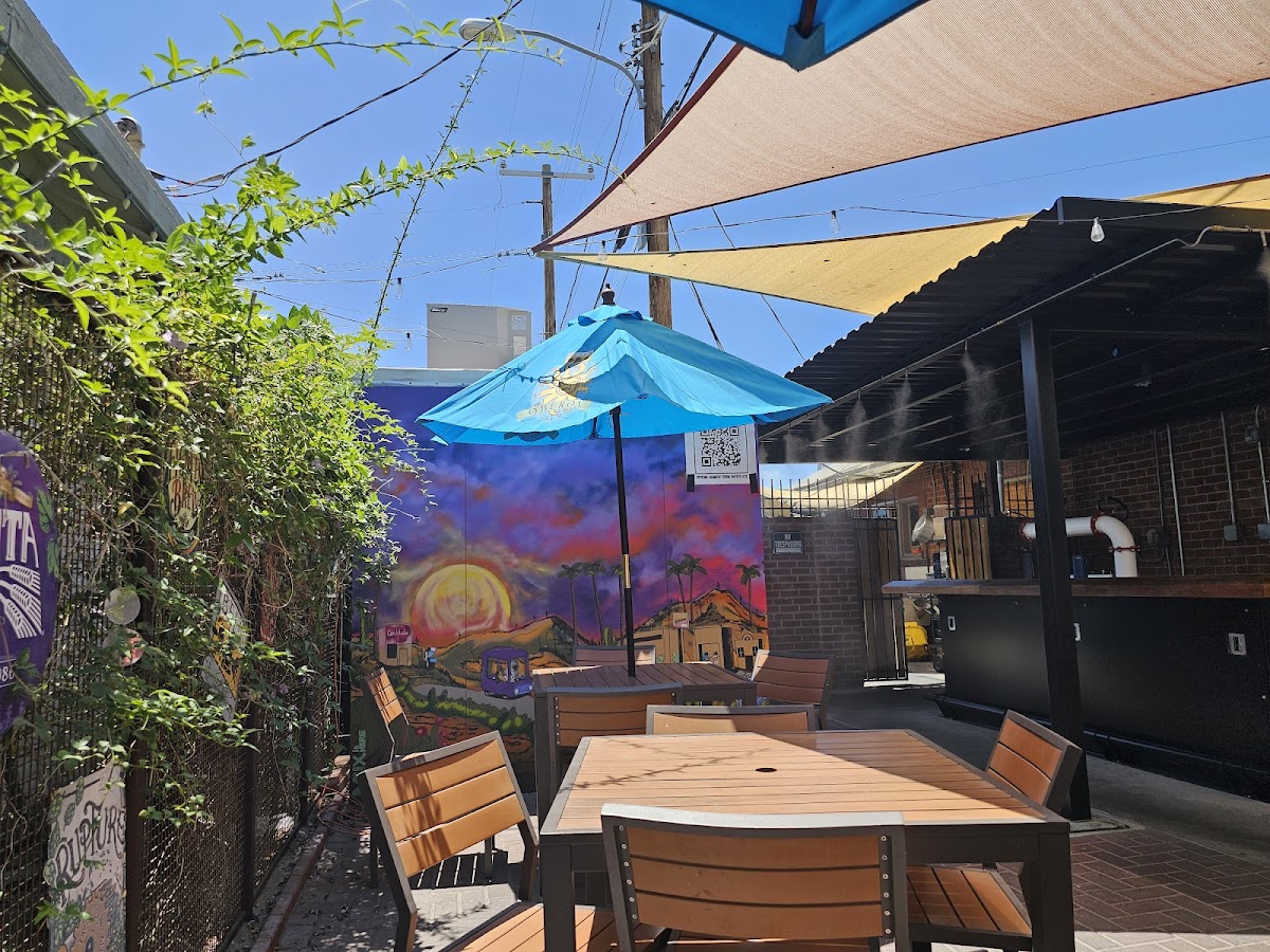 The Main Ingredient Ale House & Cafe interior
