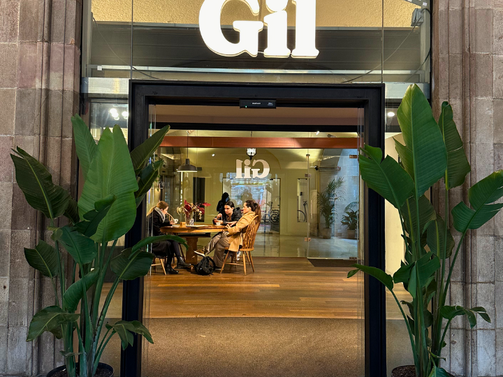 GIL x Espai Moja interior