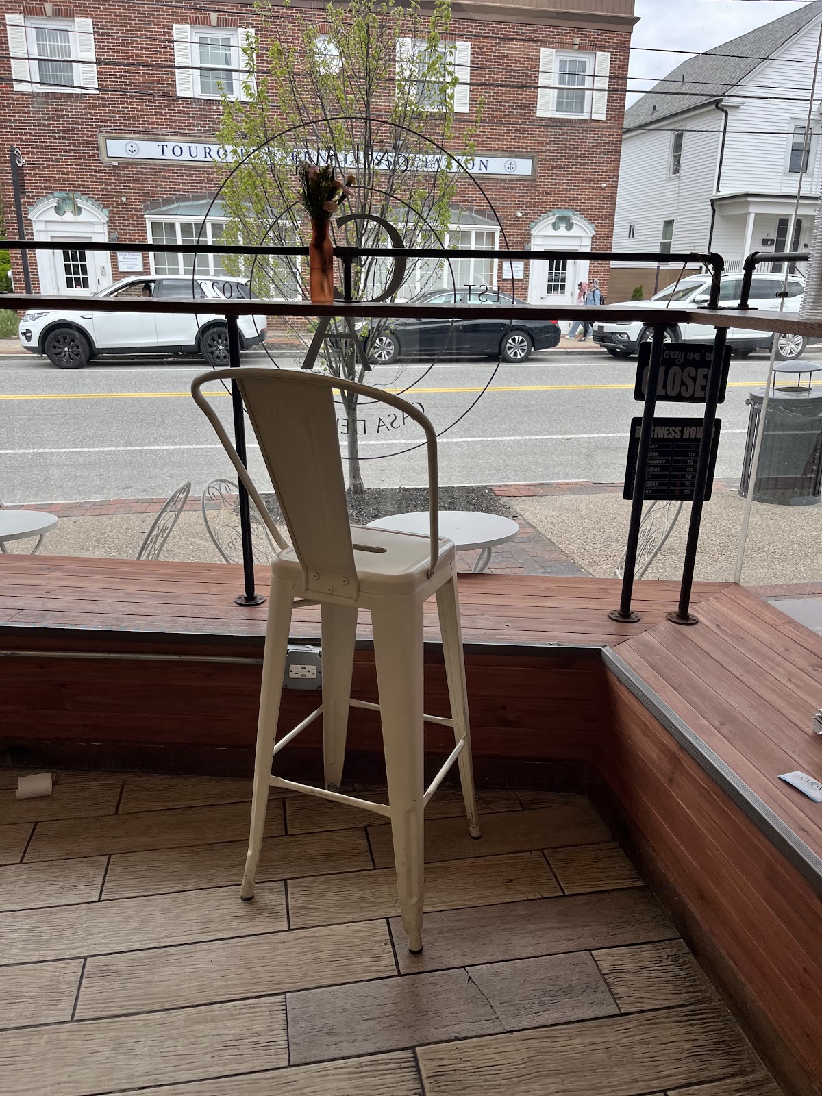 Cafe Ava interior