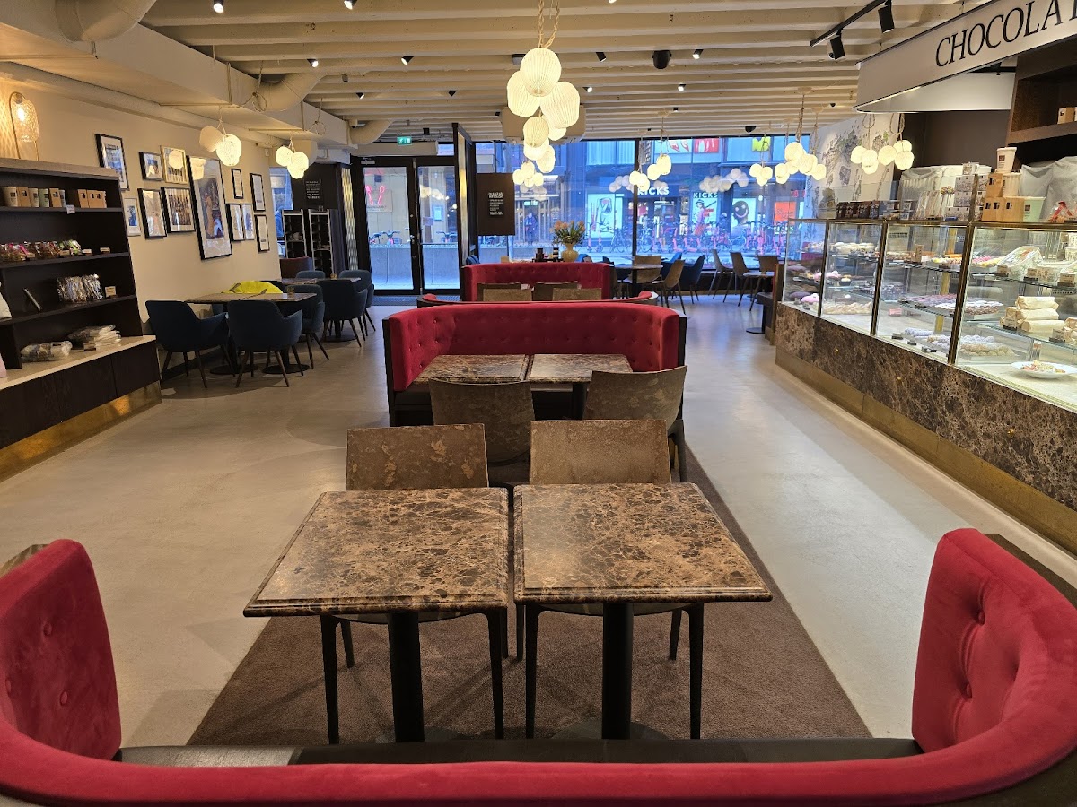 RC Café och Pâtisserie interior