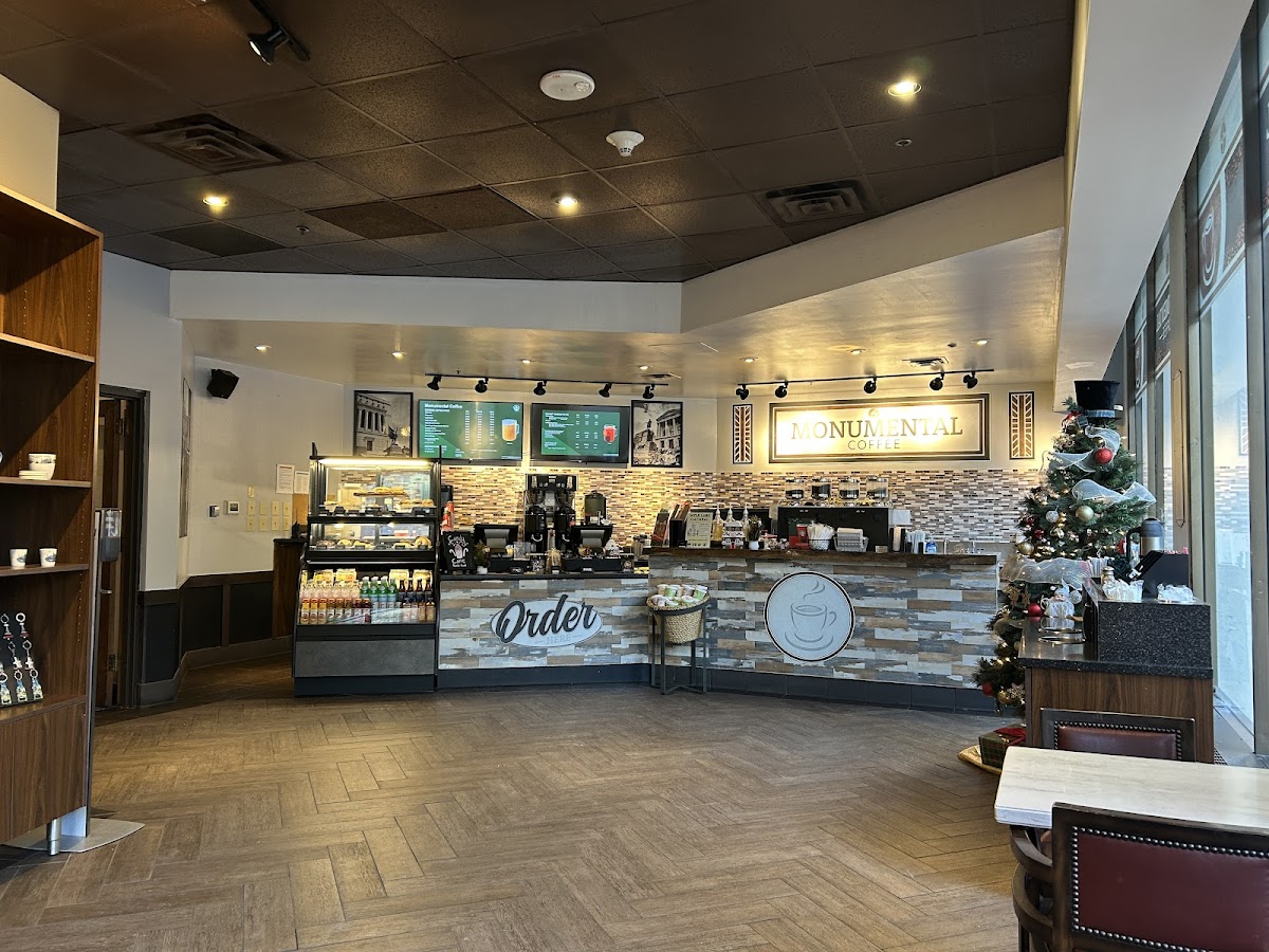 Monumental Coffee interior