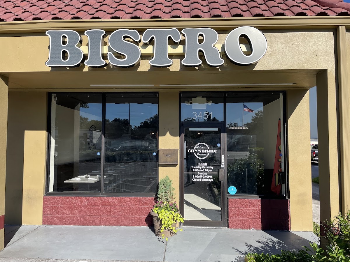 City's Bistro interior