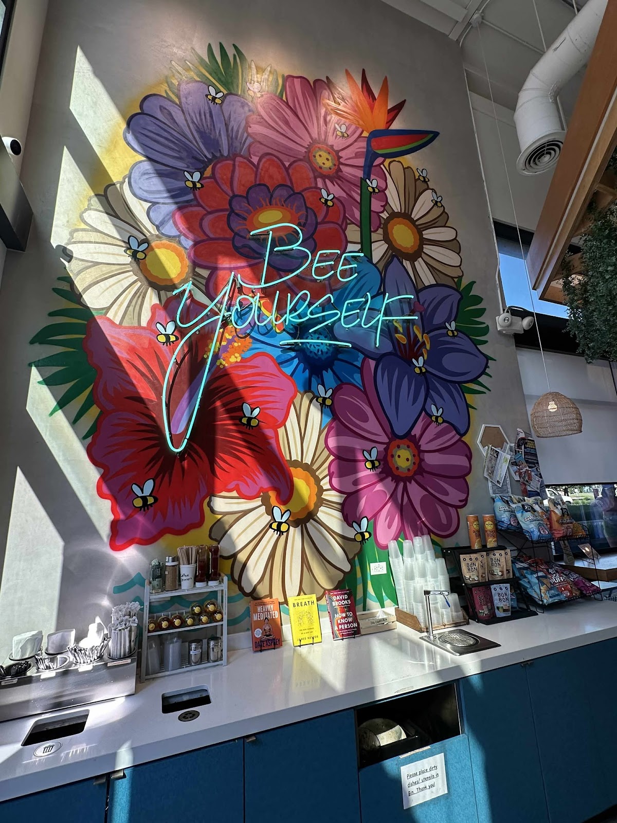Photo of The Hive - Healthy Eats & Organic Cafe - MDR