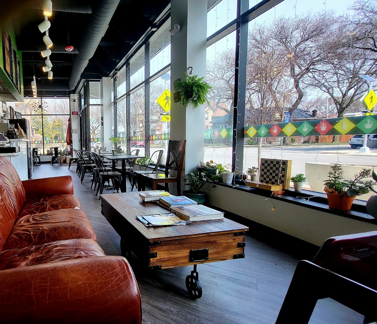 Addis Cafe In Oak Park interior