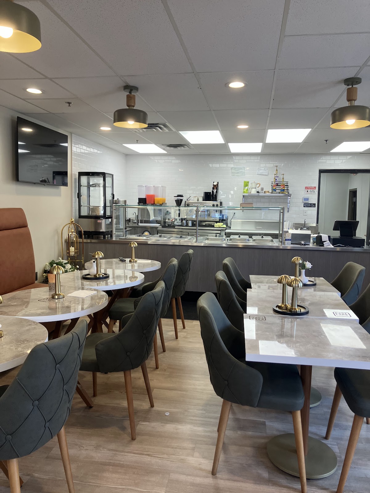 Amaal Cafe interior