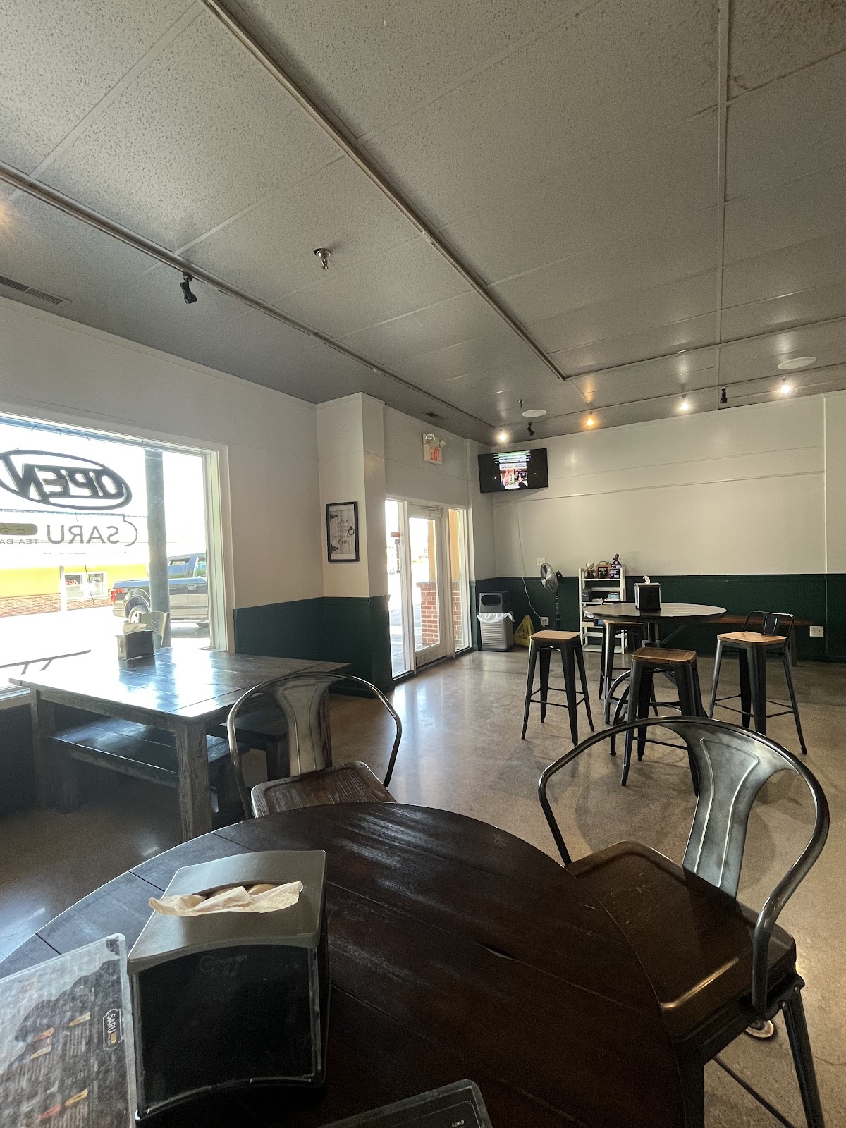 Saru Tea Bar interior