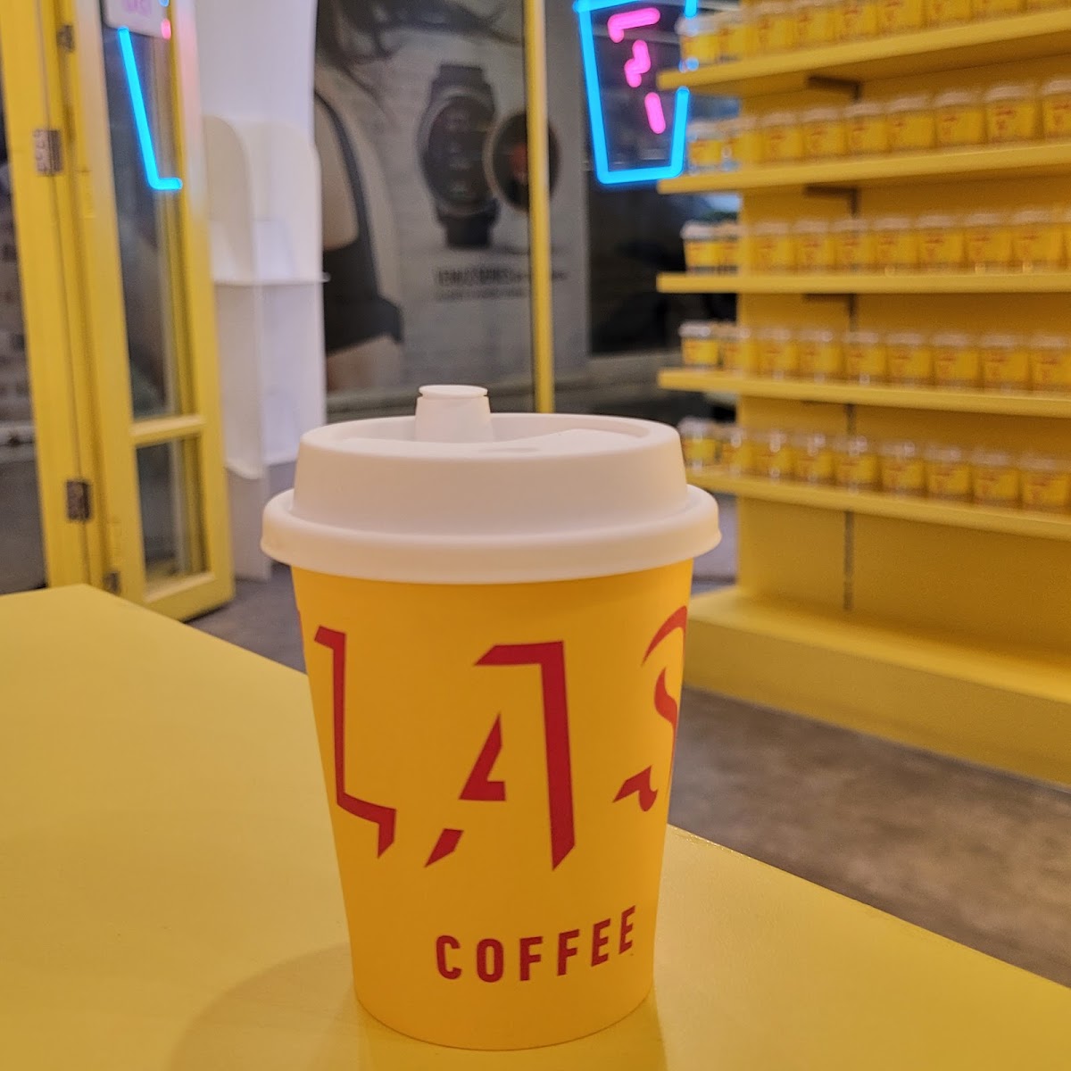 Photo of ร้านกาแฟพันธุ์ไทย สาขาอื้อจื่อเหลียง