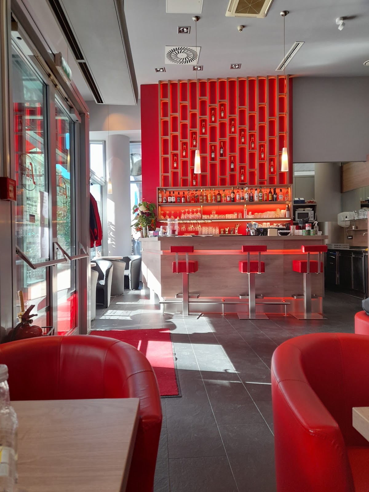 Photo of Cafeteria U4 Center