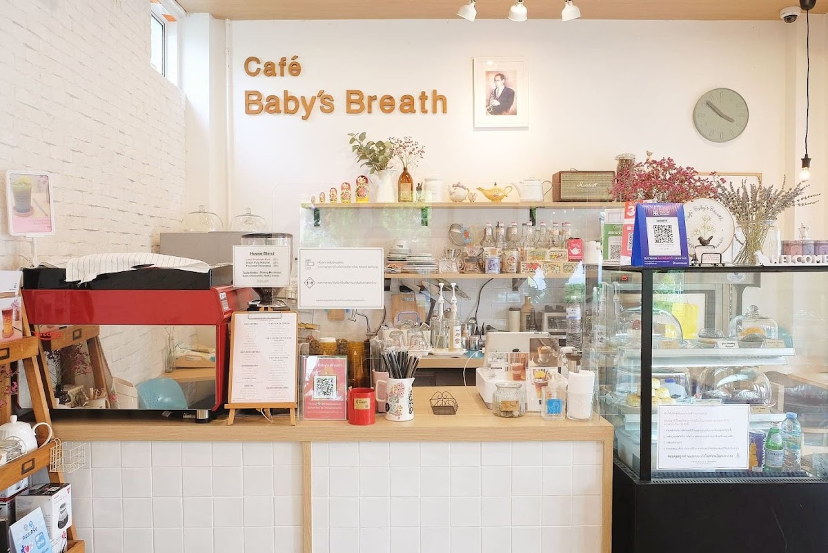 Cafe Baby's Breath interior