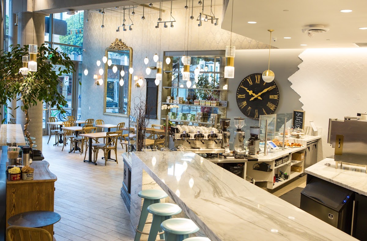 Espresso Cielo interior