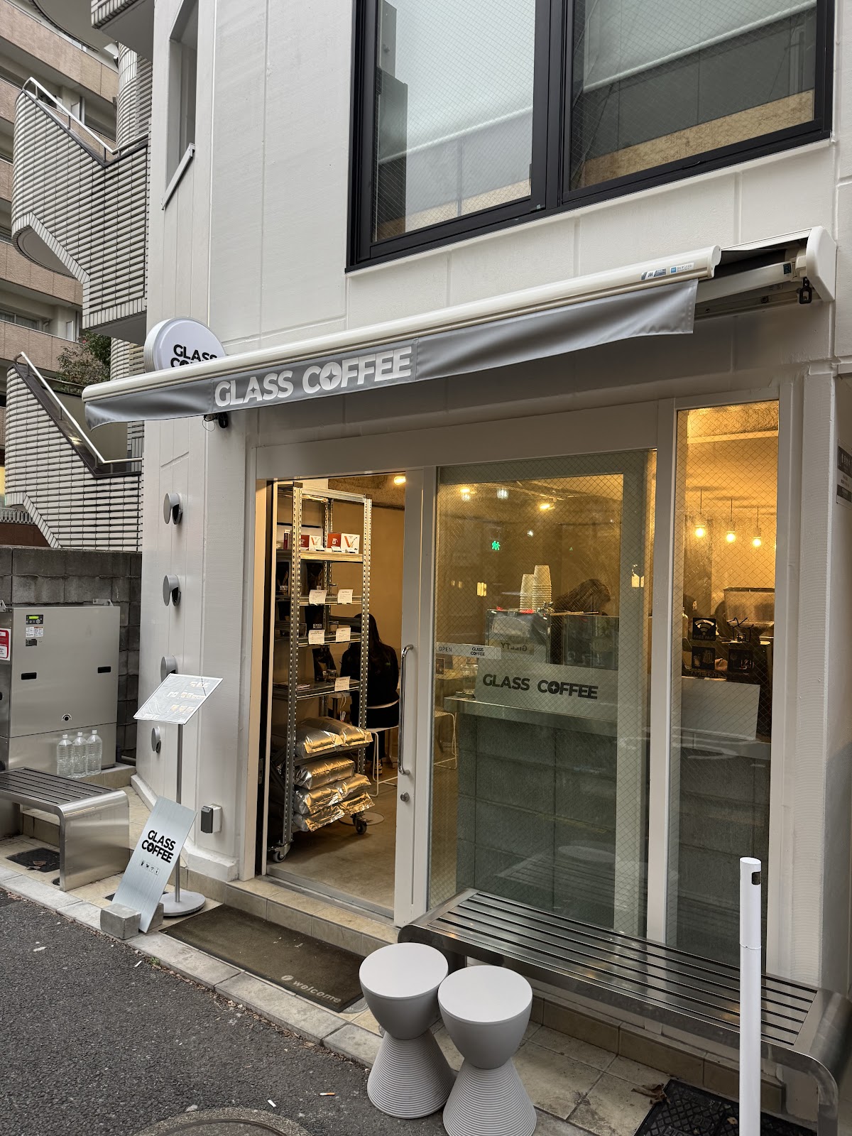 GLASS COFFEE interior