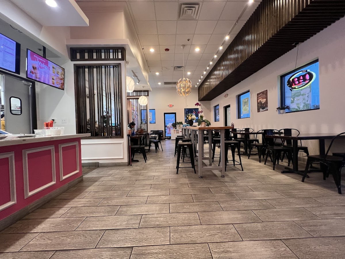 Vivi Bubble Tea interior