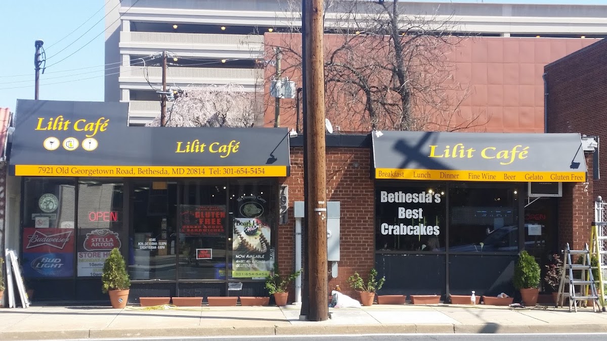 Lilit Cafe | Beer & Wine Store interior