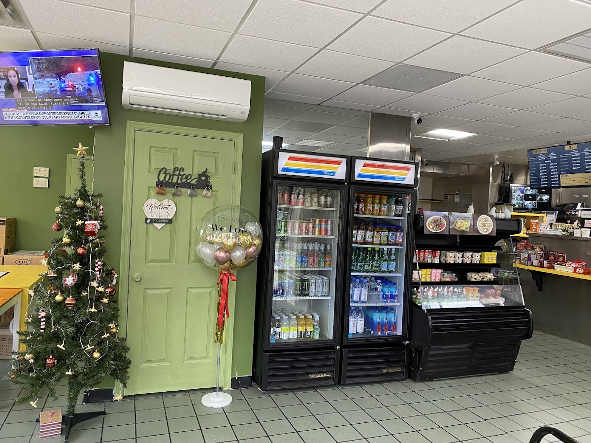 Cafe Xpress interior