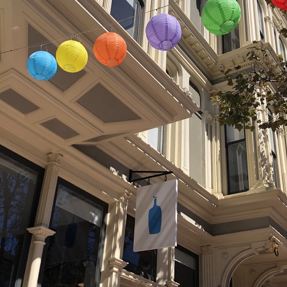 Blue Bottle Coffee interior