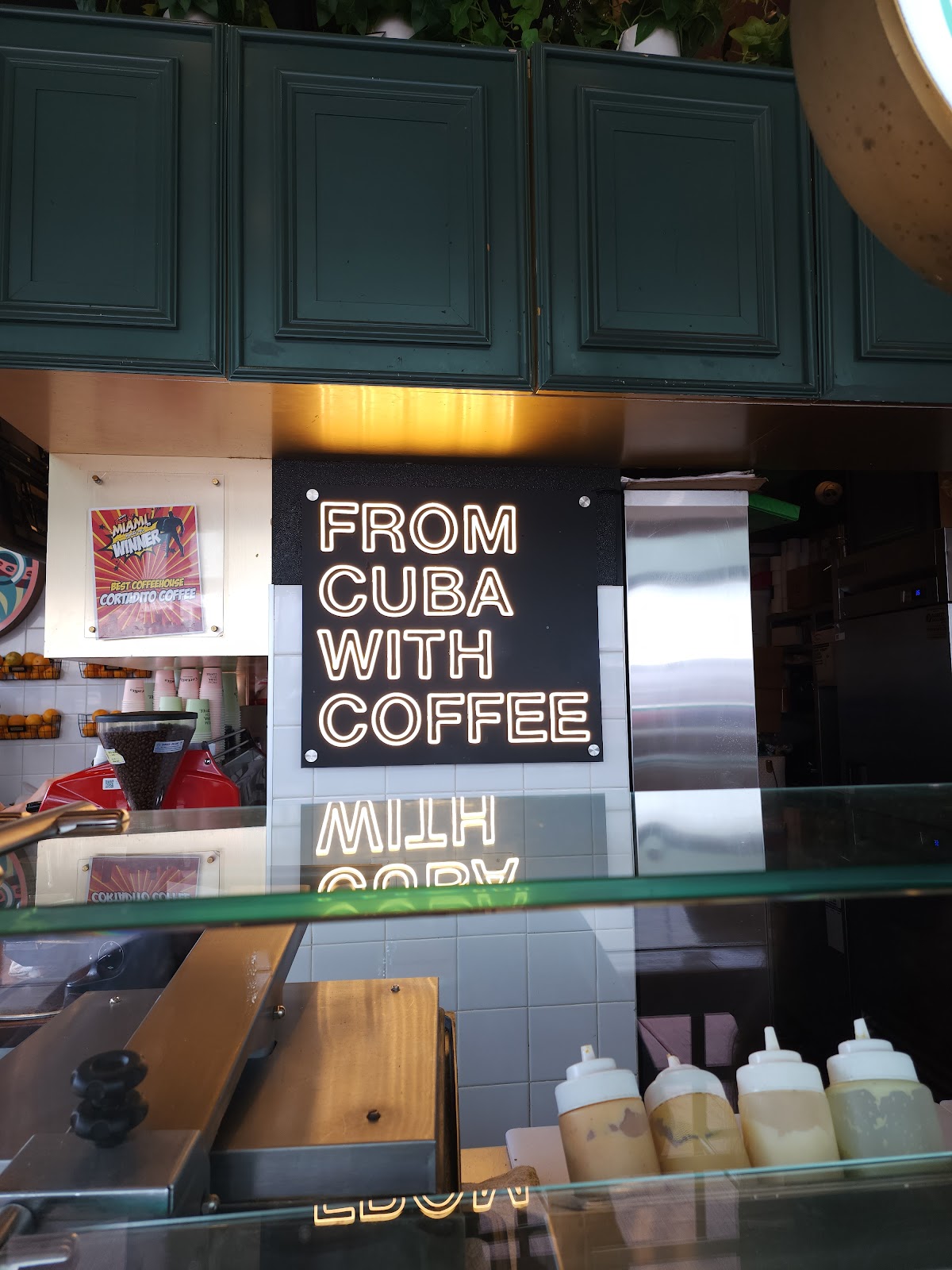 Cortadito Coffee House | Brickell interior