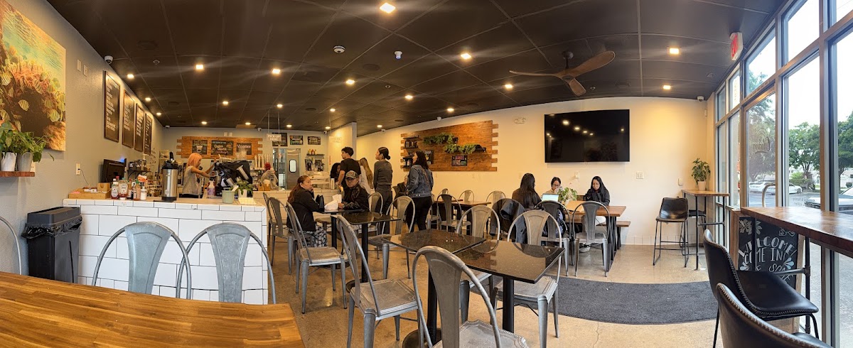 Ohana Cafe interior