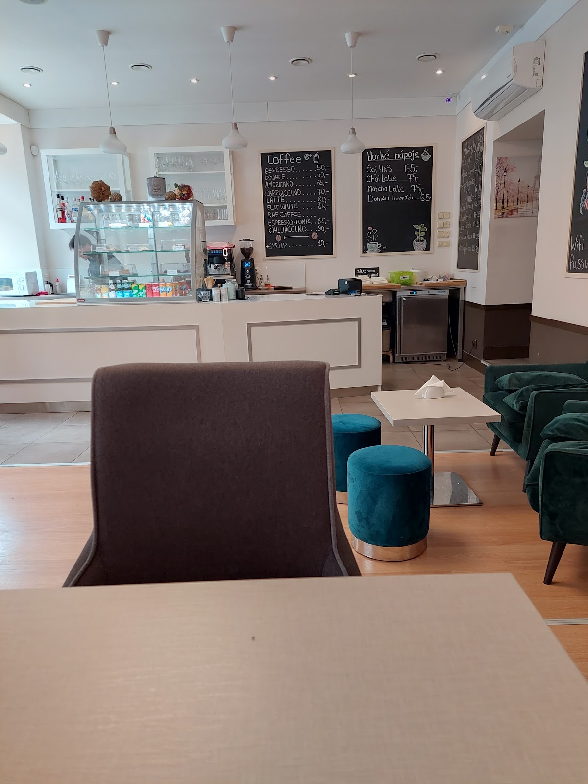 Le Croissant de Prague interior