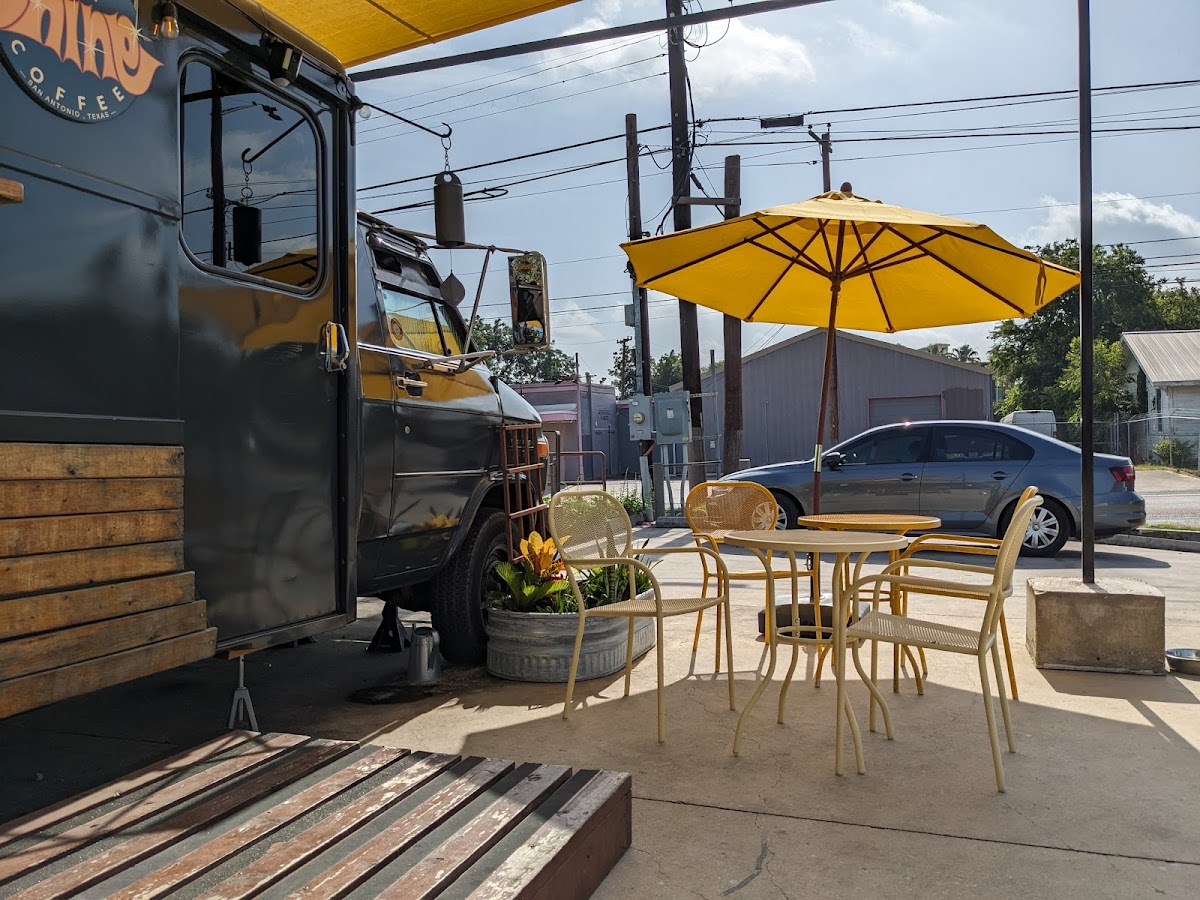 Shine Coffee interior