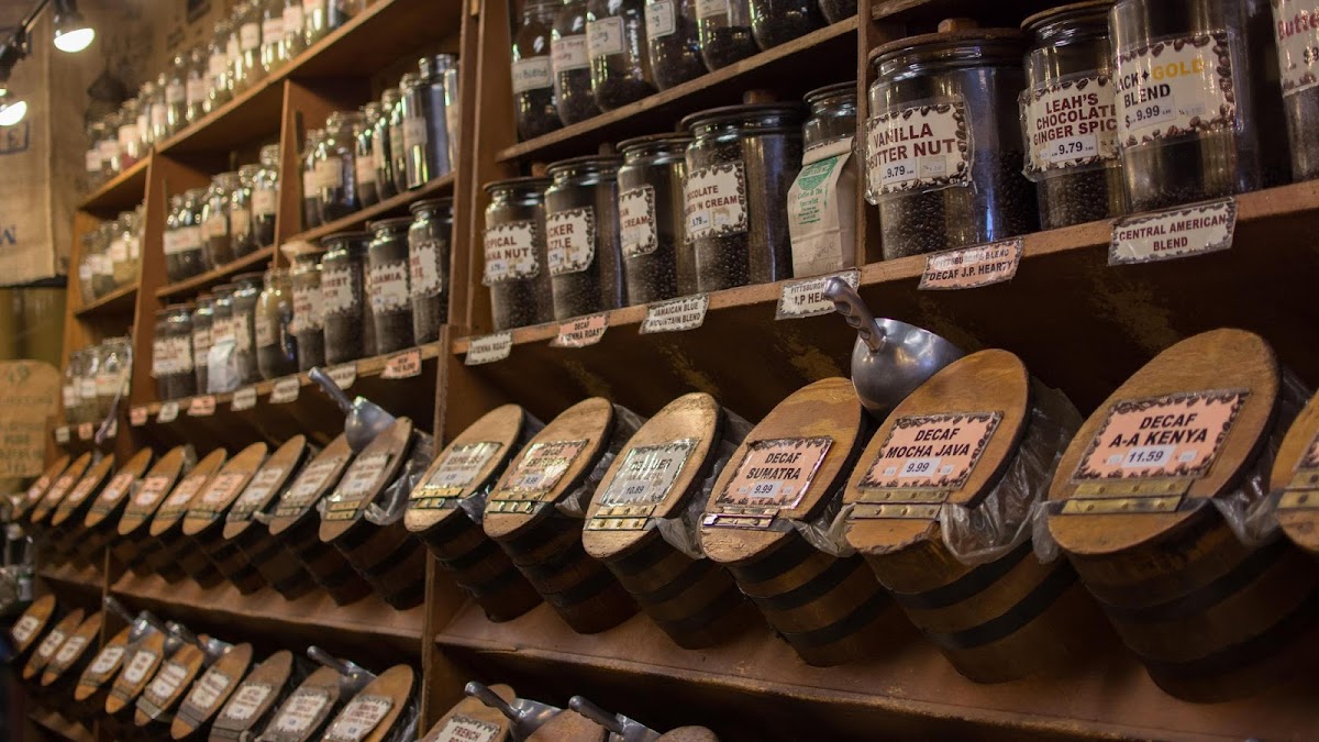 Prestogeorge Coffee & Tea interior