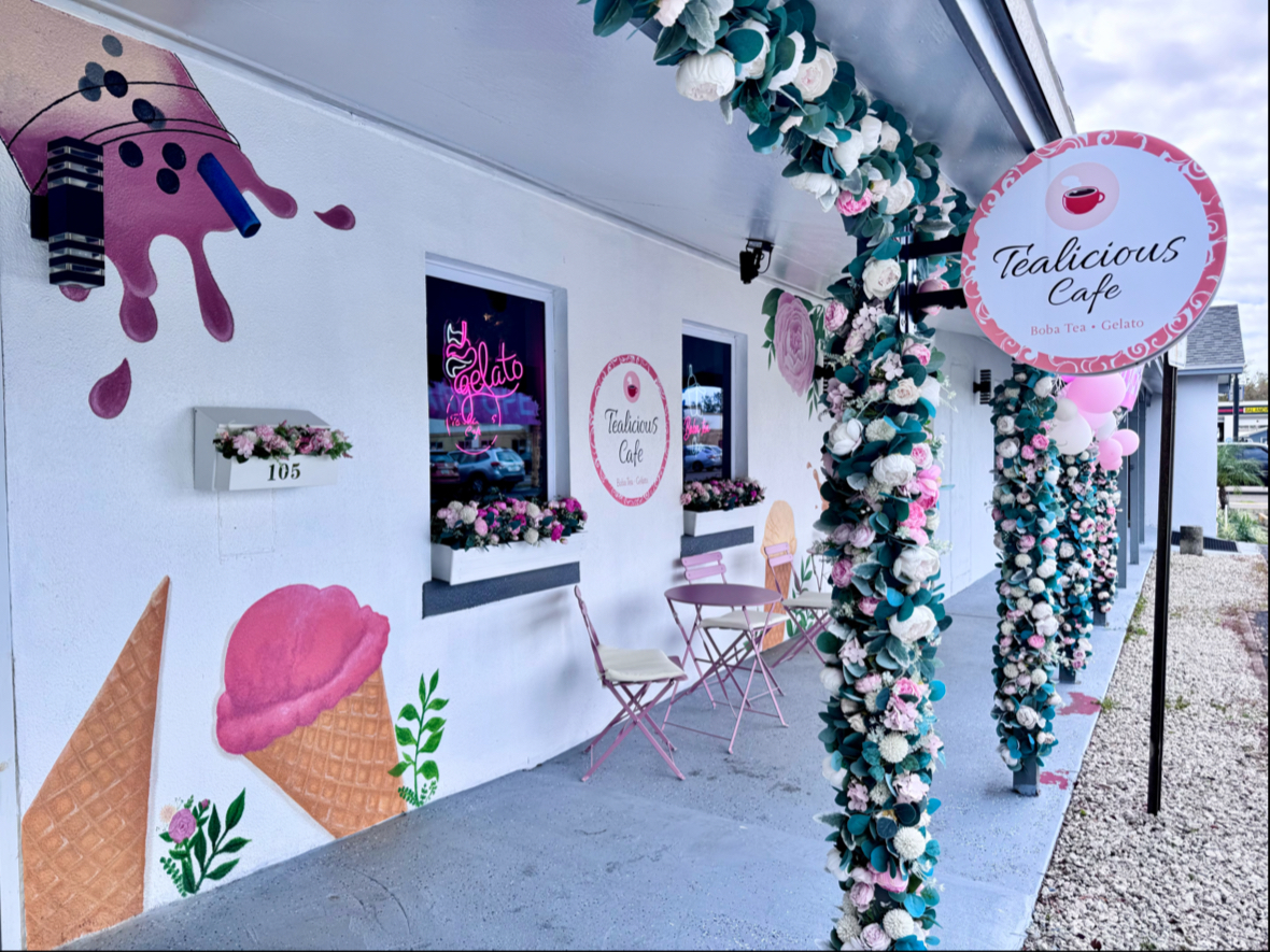 Tealicious Cafe interior