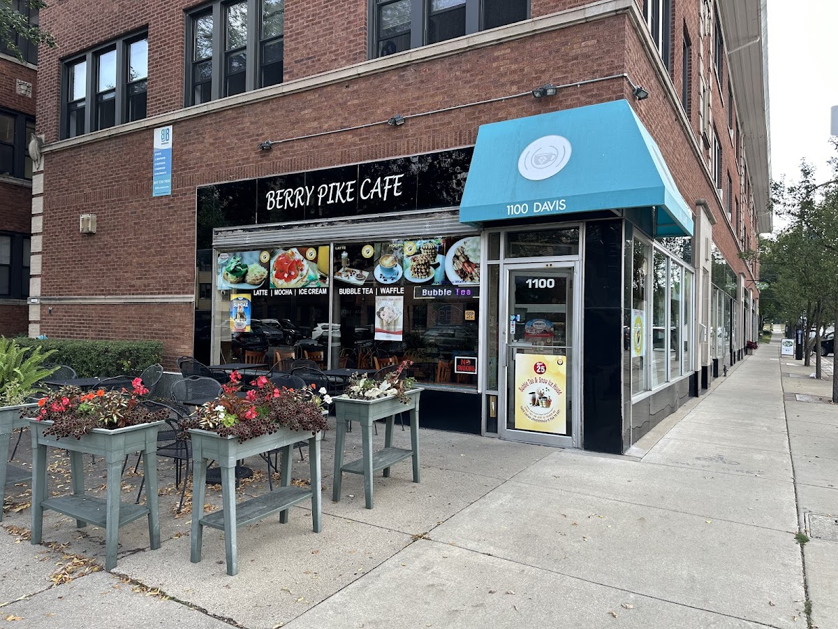 Berry Pike Cafe interior