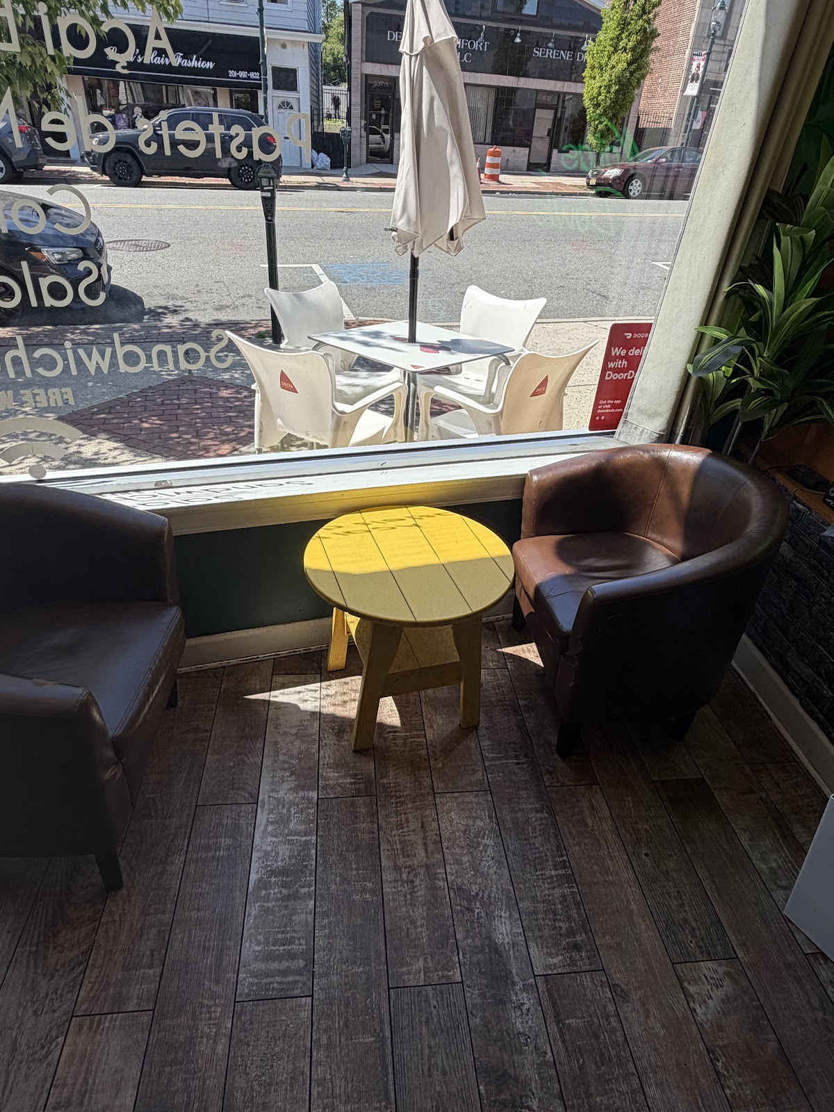 Natas and Bowls interior