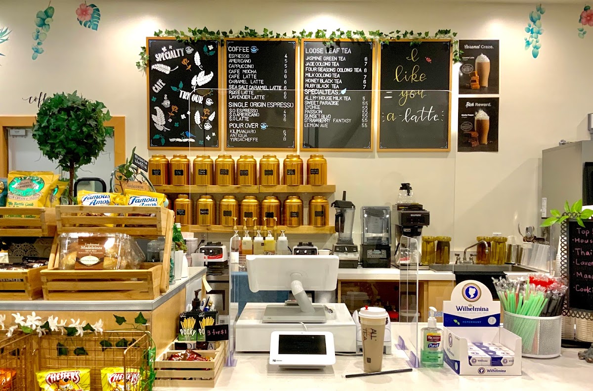 AllMyTea Cafe interior