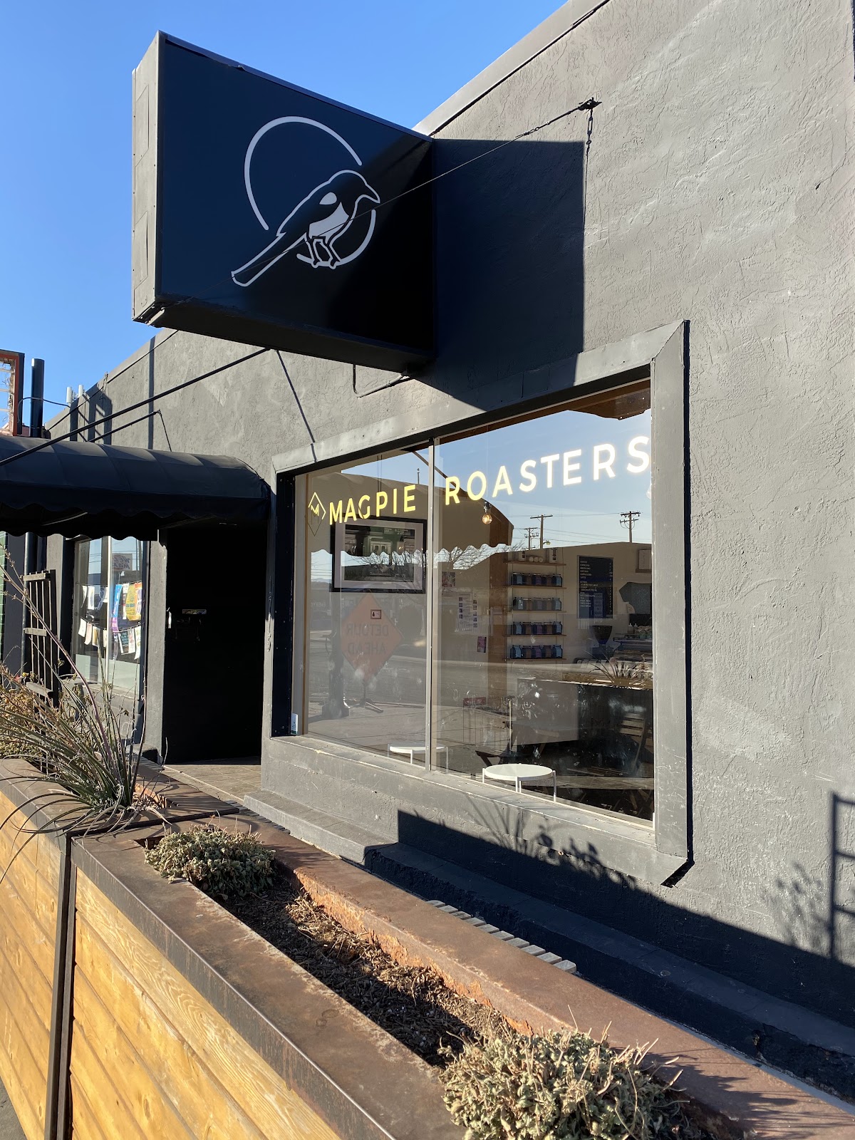 Magpie Coffee Roasters interior
