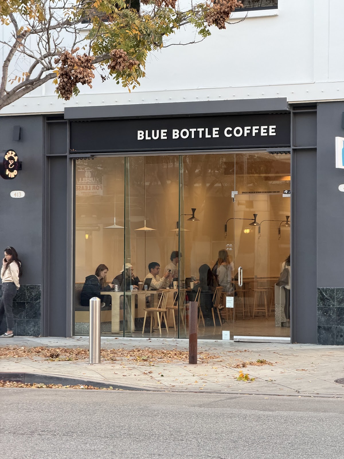Blue Bottle Coffee interior