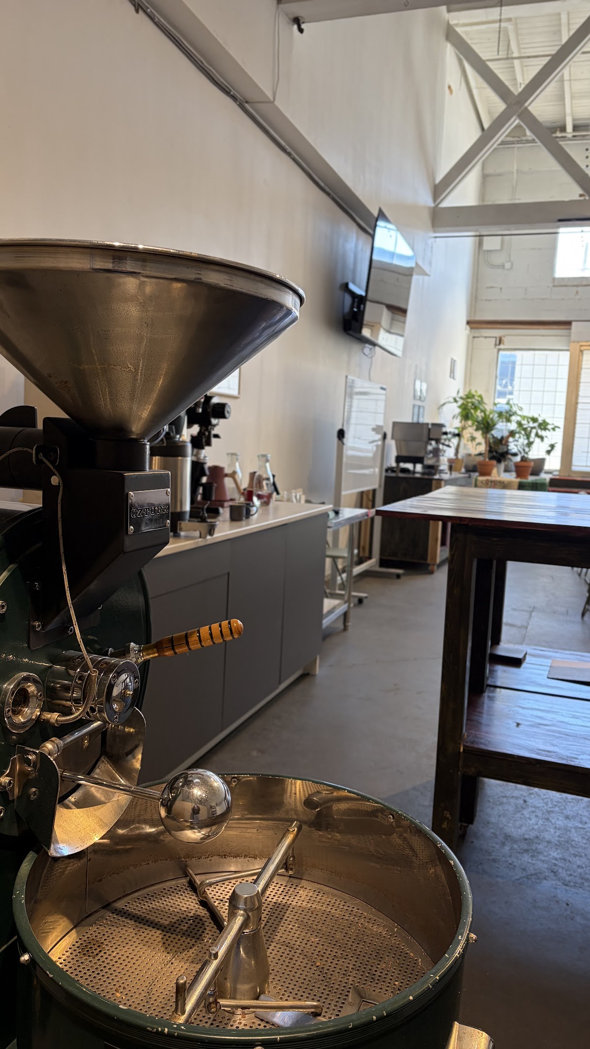 Nuroast Coffe Roasters interior
