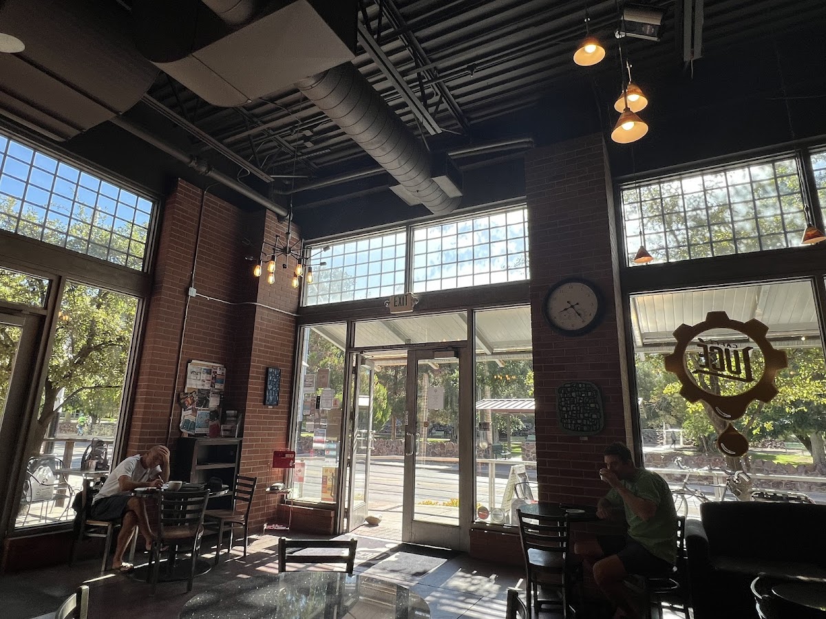 Caffe Luce interior