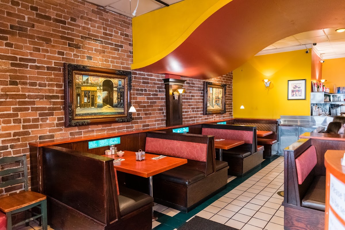 Mason Diner (Cafe Mason) interior