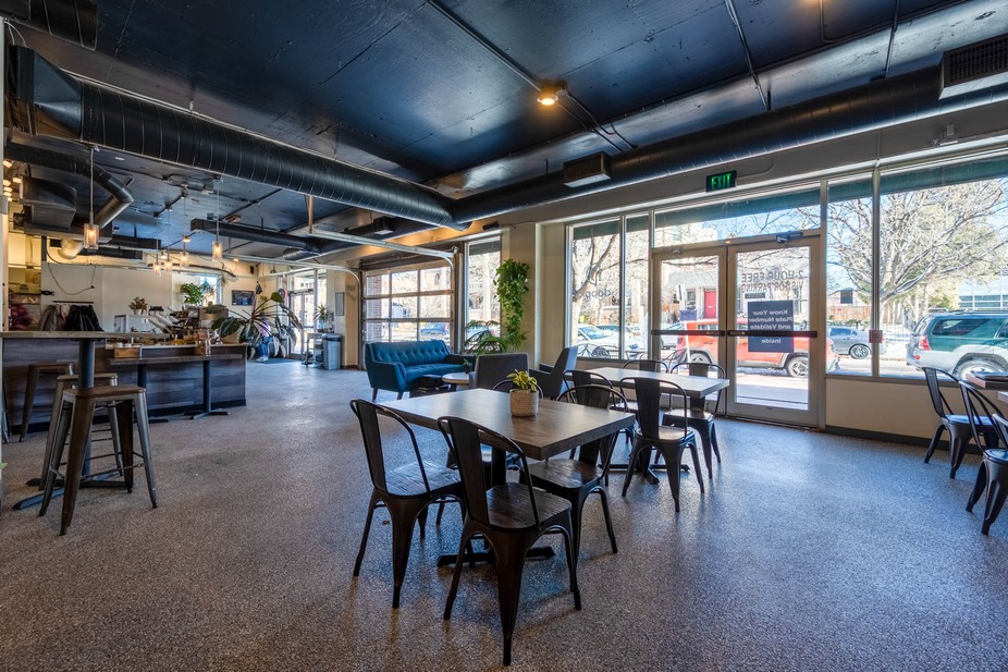 Doppio Coffee interior